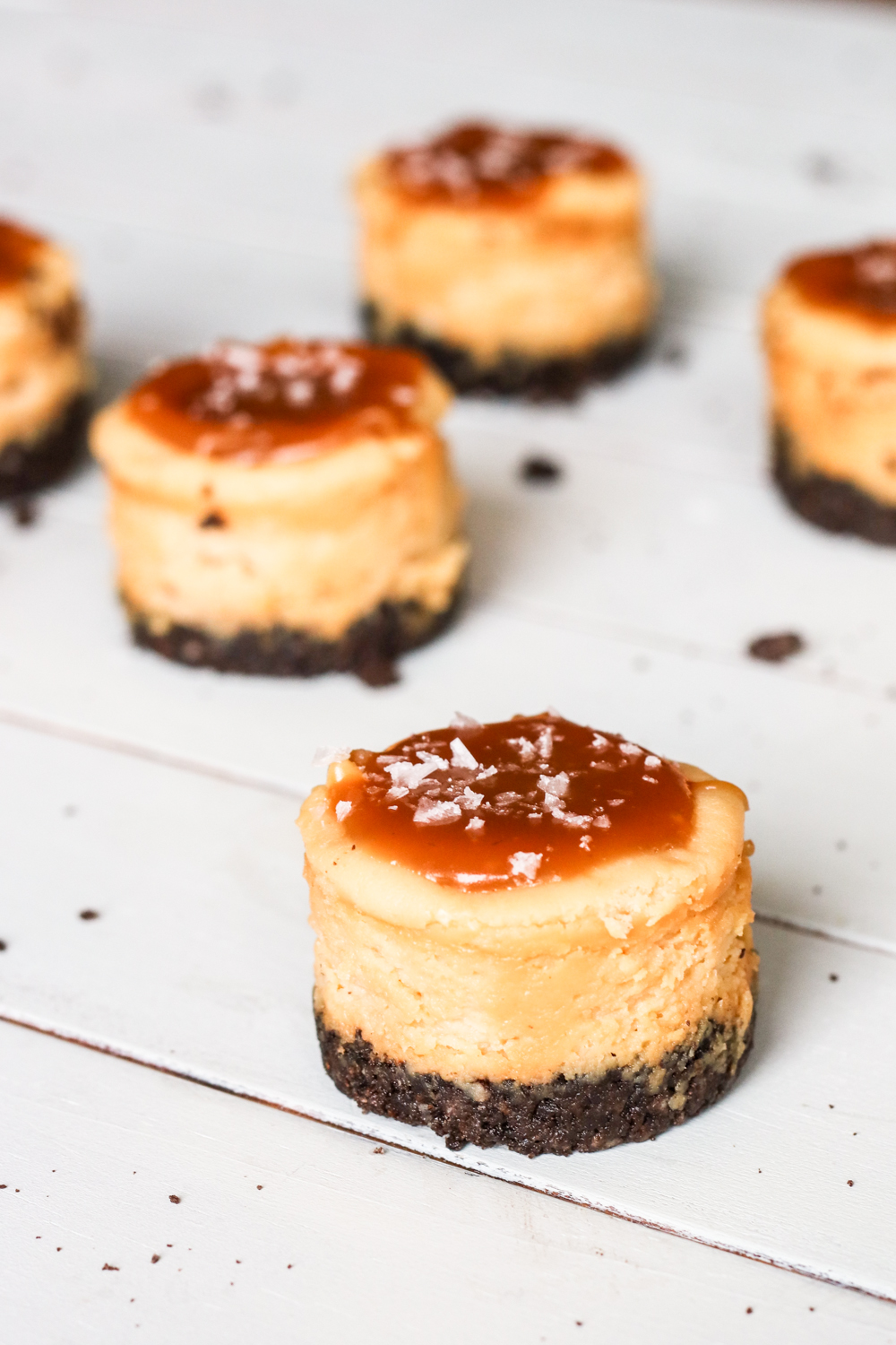 Mini Salted Caramel Cheesecakes {Gluten Free Option} - See Brooke Cook